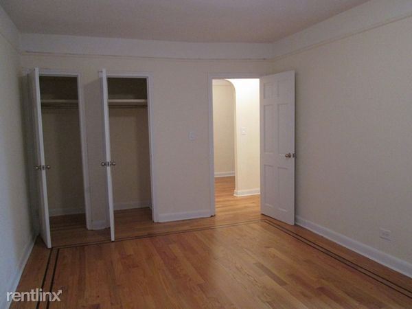 Building Photo - 6544 Saunders St