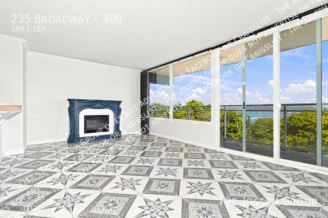 Building Photo - 235 Broadway-300