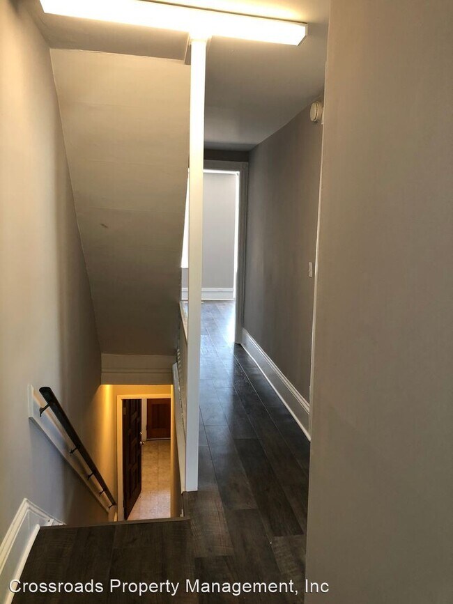Foto del edificio - 235 E Clay St