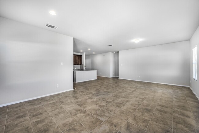 Building Photo - 311 Chesterfield Drive