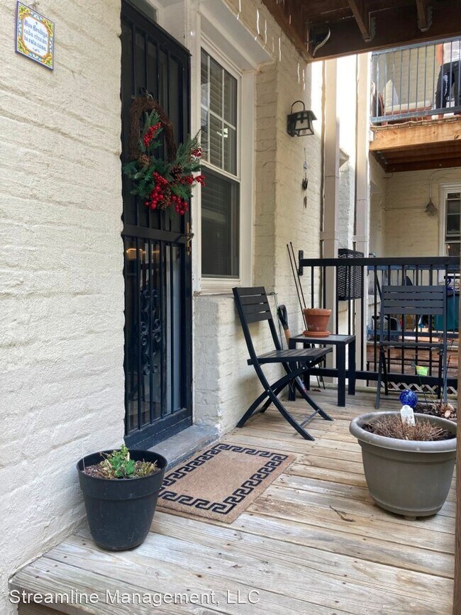 Building Photo - 2 br, 1 bath House - 5112 Connecticut Ave....
