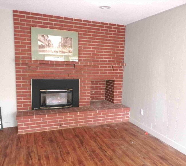 Building Photo - 3344 NE 144th Ave