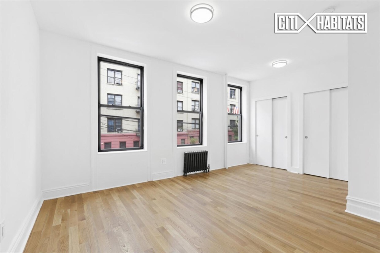Foto del edificio - 307 E 162nd St