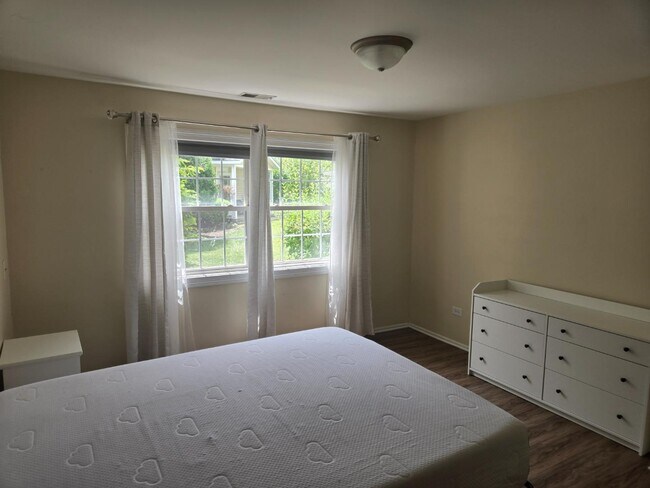 Foto del edificio - 1233 Mae Ct