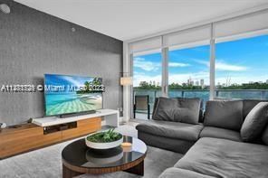 Foto del edificio - 3 br, 3 bath Condo - 16385 Biscayne Blvd U...