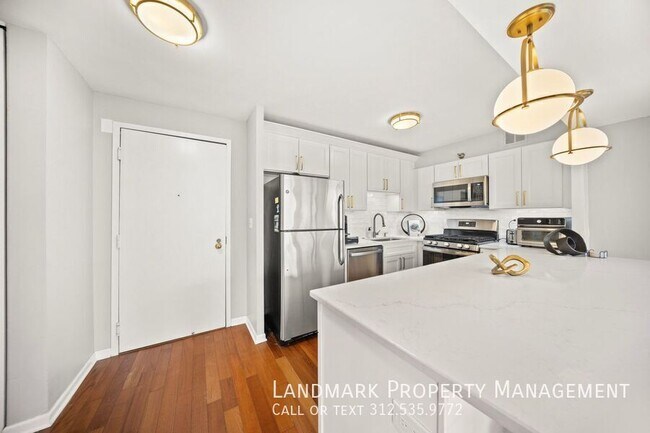 Foto del edificio - 1309 N Wells St