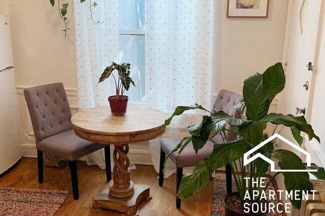 Building Photo - 2149 N Fremont St