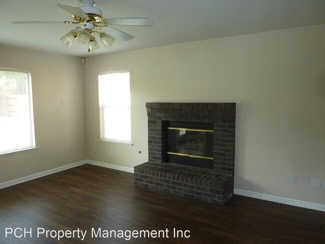 Building Photo - 4 br, 3 bath House - 716 Sands Way