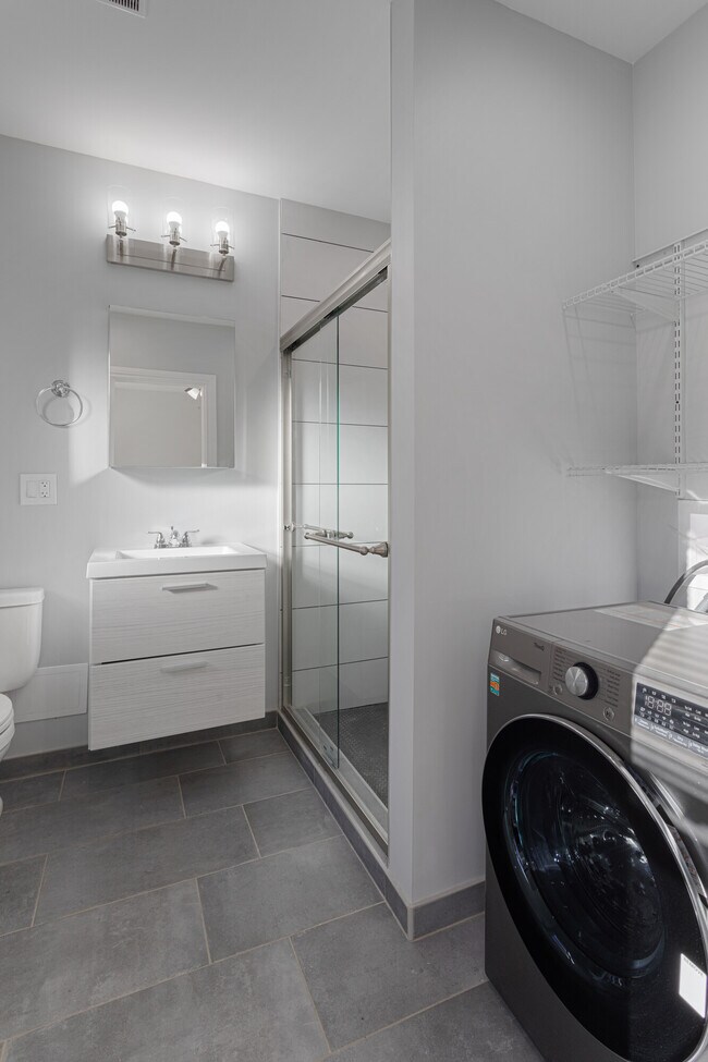 Foto del edificio - 1631 W Chase Ave