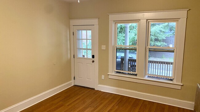 Building Photo - 512 Stipp Ct