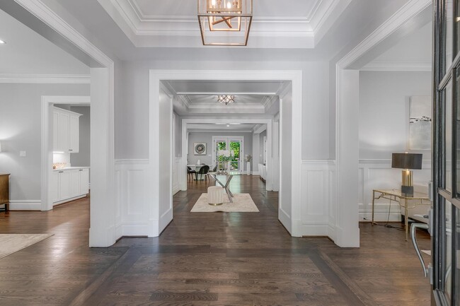 Foto del edificio - 7004 River Oaks Dr