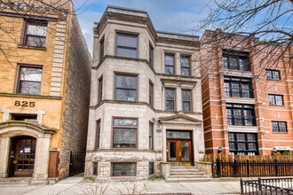 Building Photo - 827 W Roscoe St