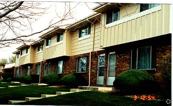 Foto del edificio - Delaware Townhomes