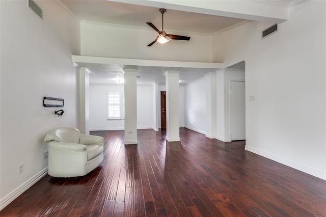 Foto del edificio - 15731 Overmead Cir