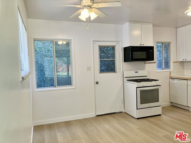 Foto del edificio - 1856 9th St