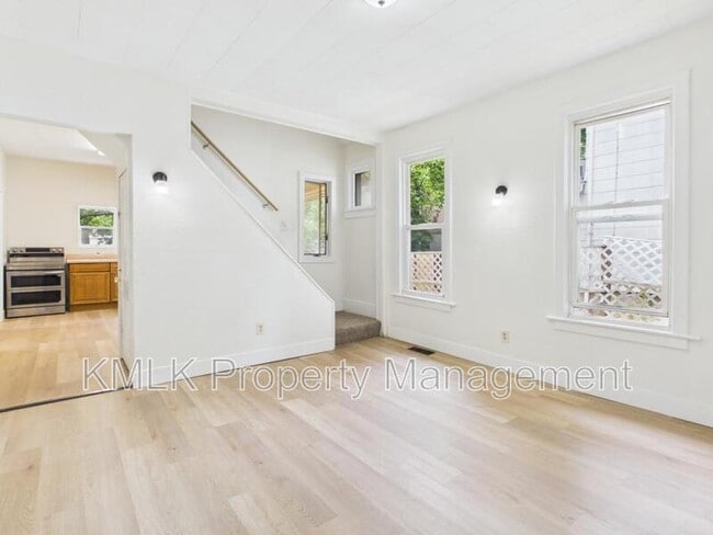 Building Photo - 508 Crouse St
