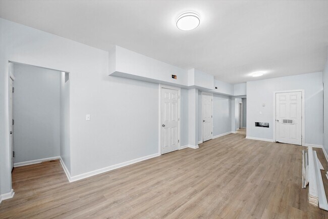 Foto del edificio - 2230 W 24th St