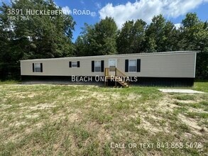 Building Photo - 3891 Huckleberry Rd