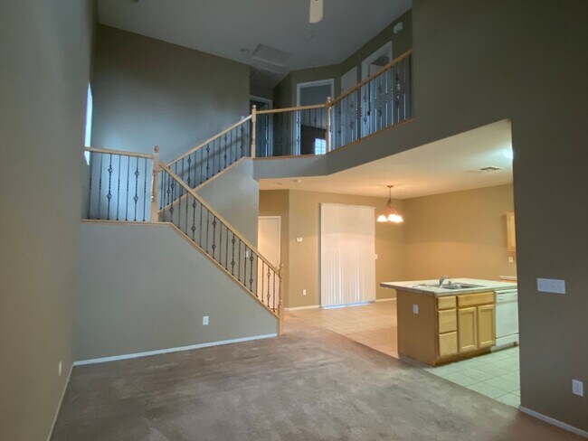 Foto del edificio - Lovely Three Bedroom Home in Gated Community