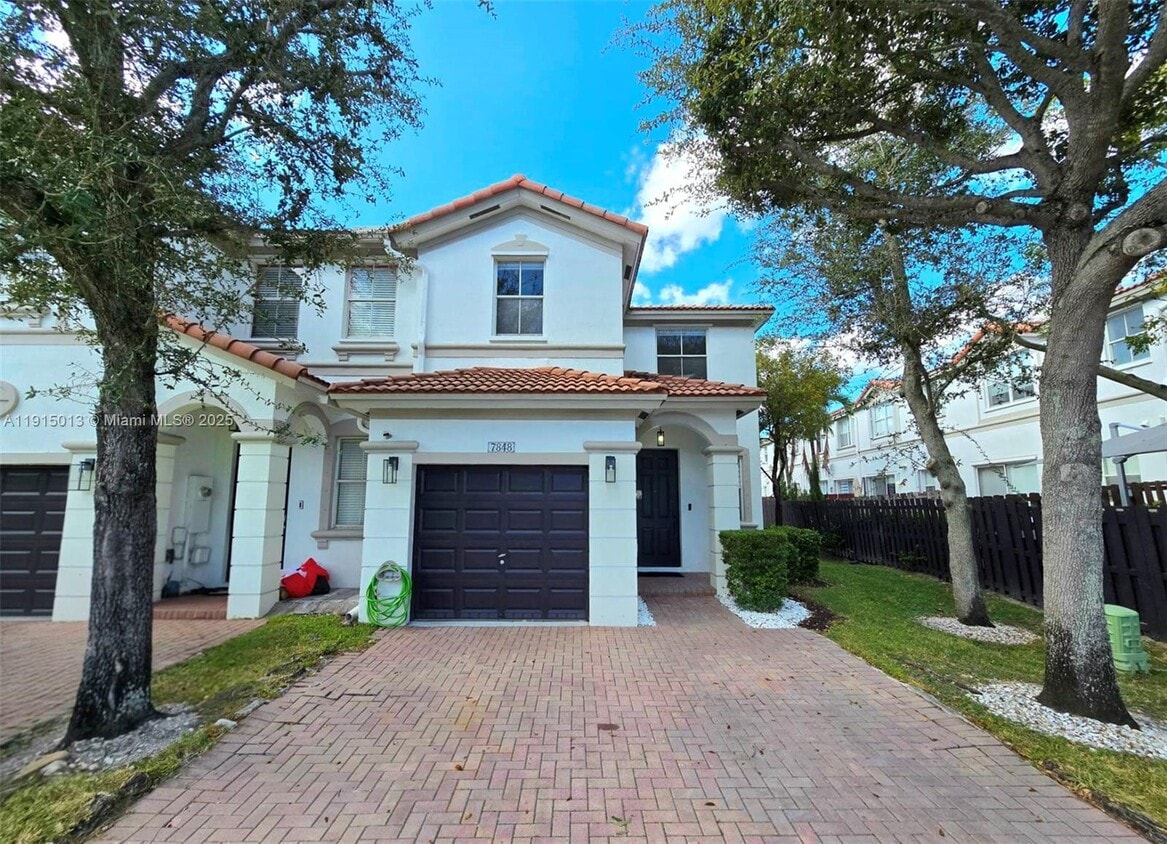 Primary Photo - 7848 NW 108th Ct