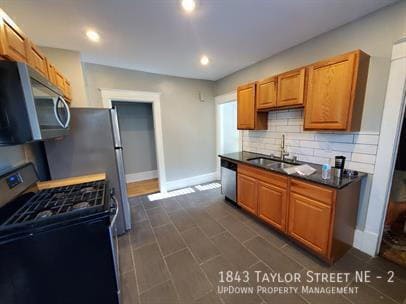 Building Photo - 1843 NE Taylor St
