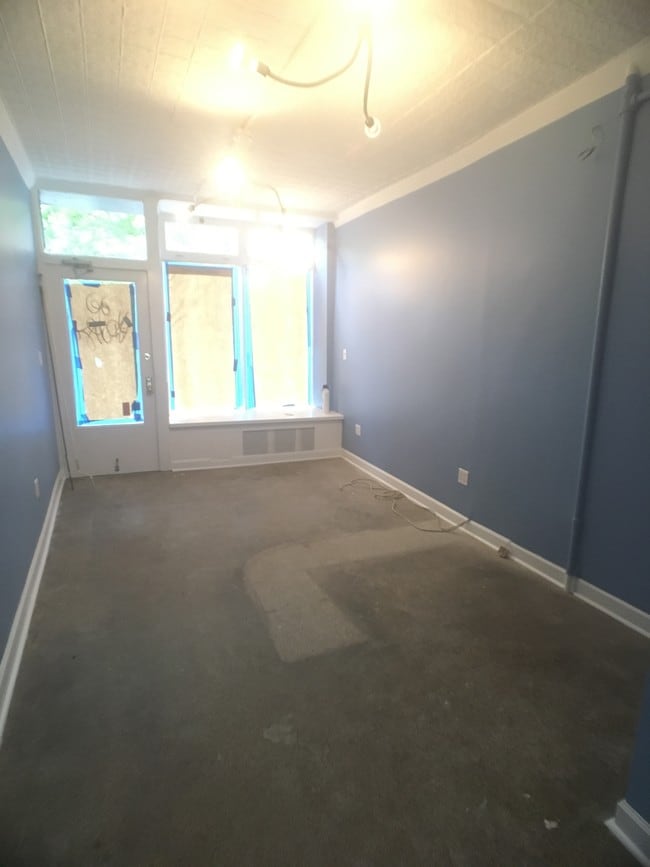 Interior Photo - 22 8th Ave