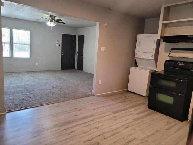 Foto del edificio - 2404 Avenue U