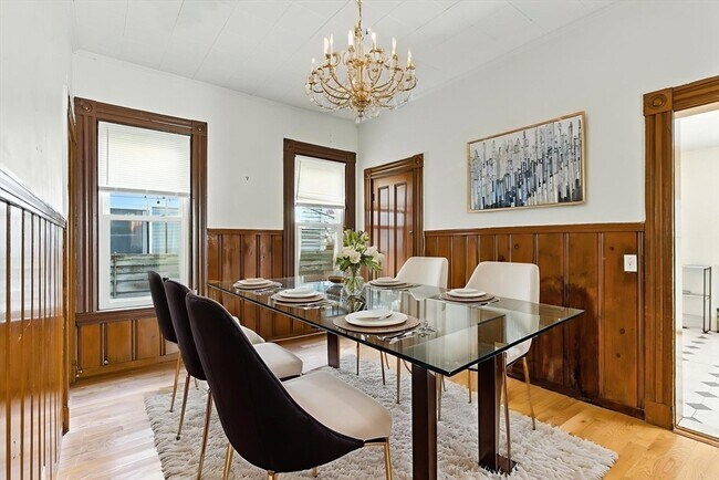 Foto del edificio - 647 E 3rd St