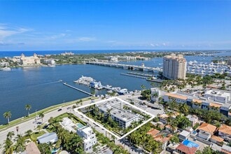 Building Photo - 917 N Flagler Dr