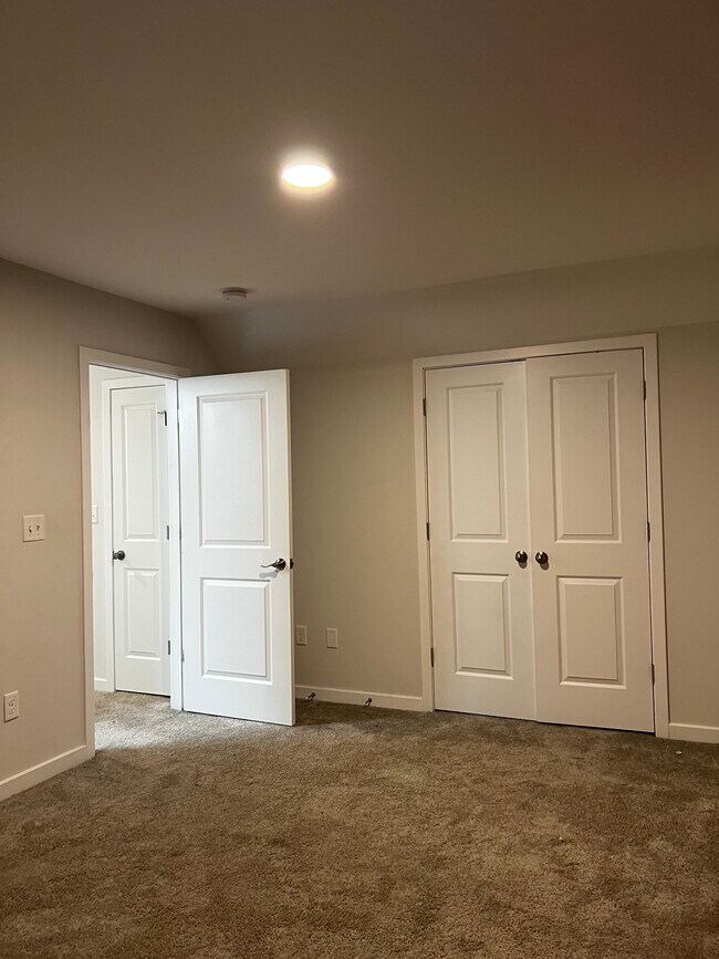 Foto del edificio - 2606 Middle Ave