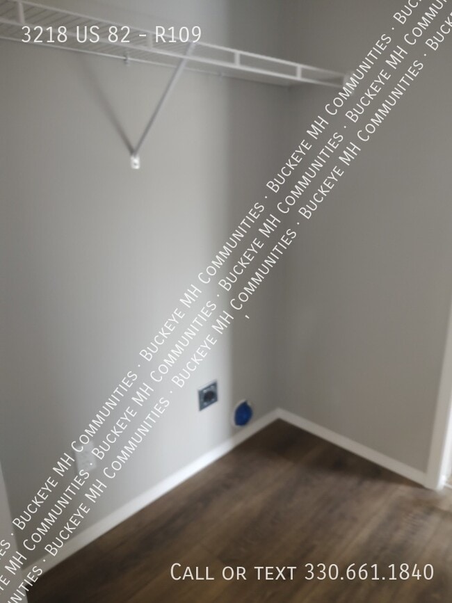 Building Photo - 3218 OH-82