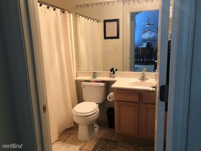 Building Photo - 3 br, 2 bath House - 204 Andalusian Way