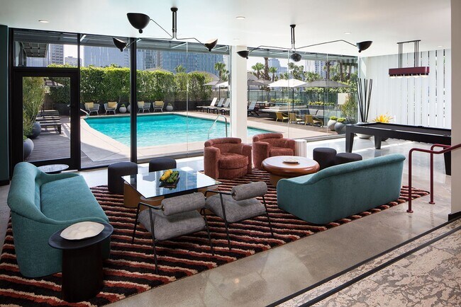 Interior Photo - The Flat at DTLA