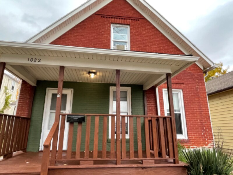 1022 Huffman St Unit 1, Fort Wayne, IN 46808 Room for Rent in Fort