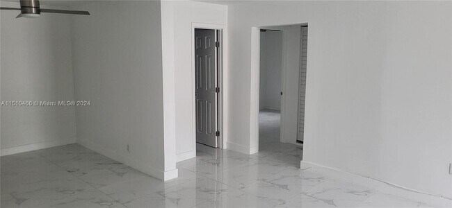 Foto del edificio - 265 NW 135th St