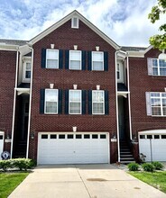 Building Photo - 710 Cherry Orchard Rd