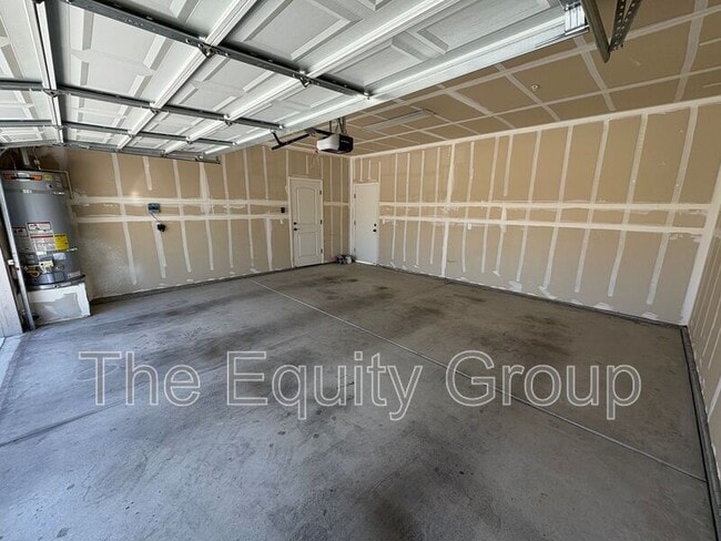 Building Photo - 3212 N Noyes Ct