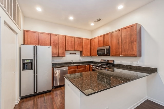 Foto del edificio - 954 N Crosby St