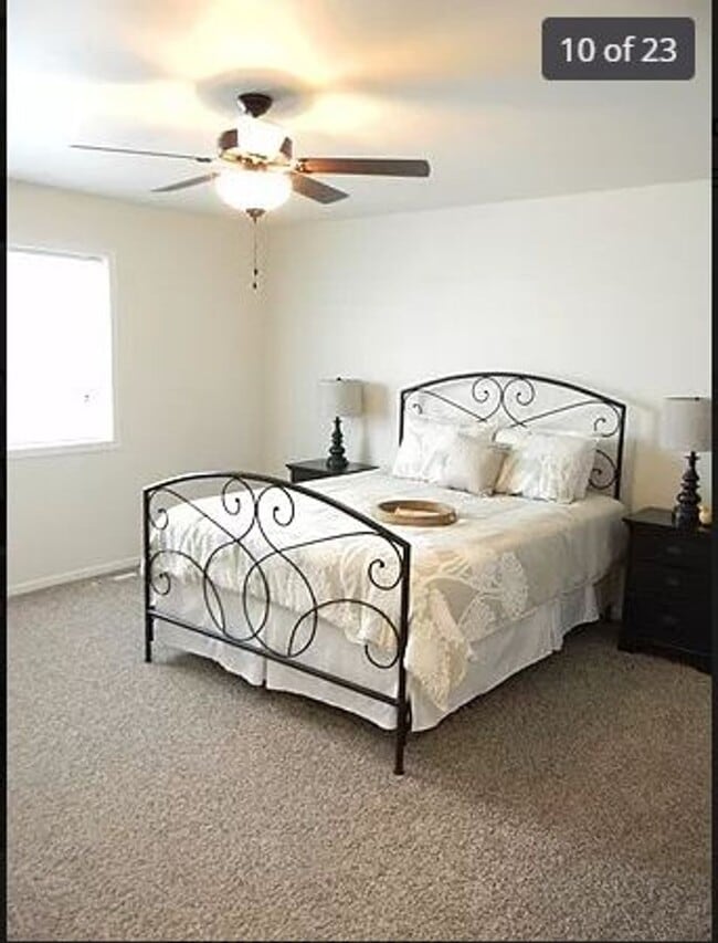 Building Photo - 3 Bed 3 Bath Twin Home