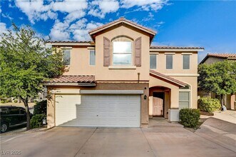 Building Photo - 10425 MIHELA Ave