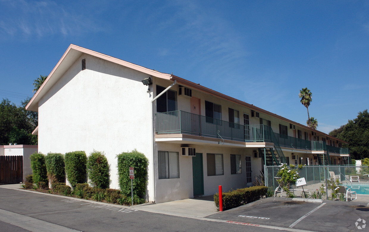 Primary Photo - Casa De Jerardo