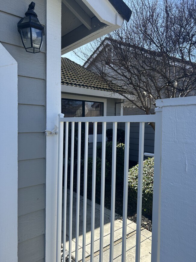 Foto del edificio - 2252 Southport Ln