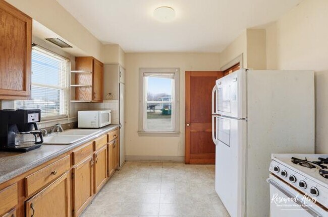 Foto del edificio - 905 N Everett St