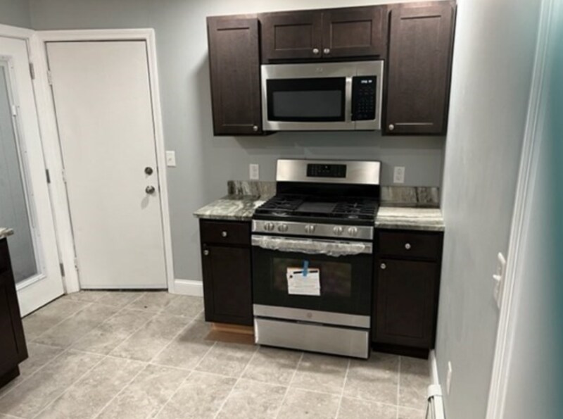 2931 Maolis Ave Unit 1, West Bridgewater, MA 02379 Room for Rent in West Bridgewater, MA