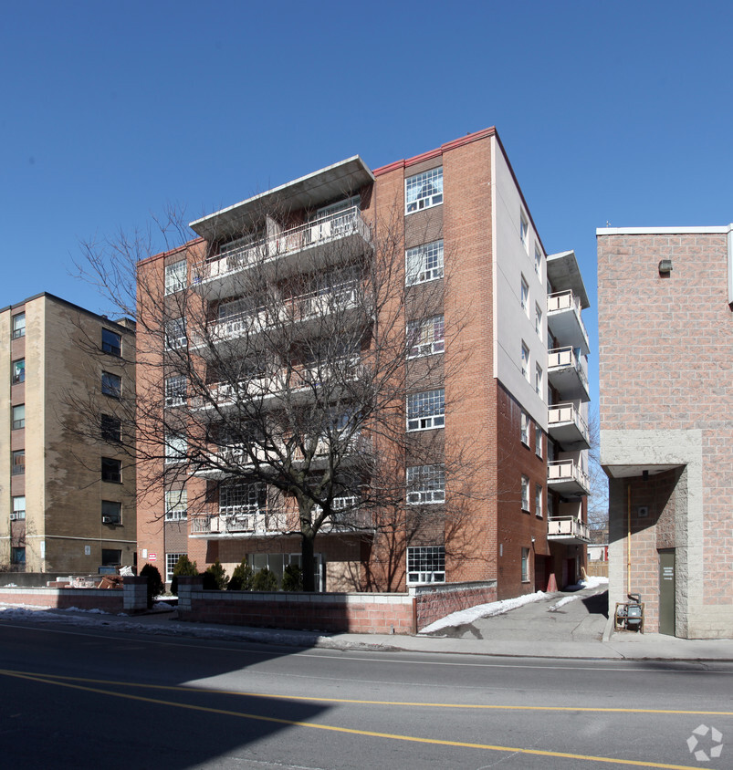 Building Photo - 250 Cosburn Ave