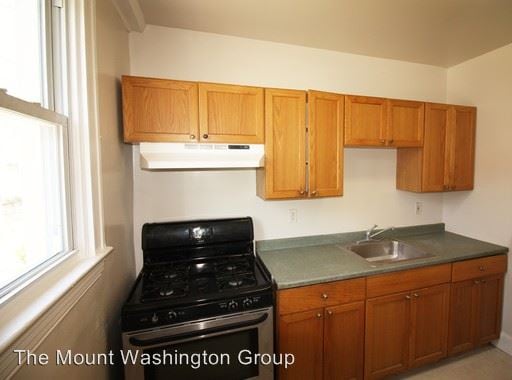 Building Photo - 2538 Aisquith St