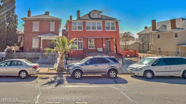Building Photo - 1114 E Rio Grande Ave