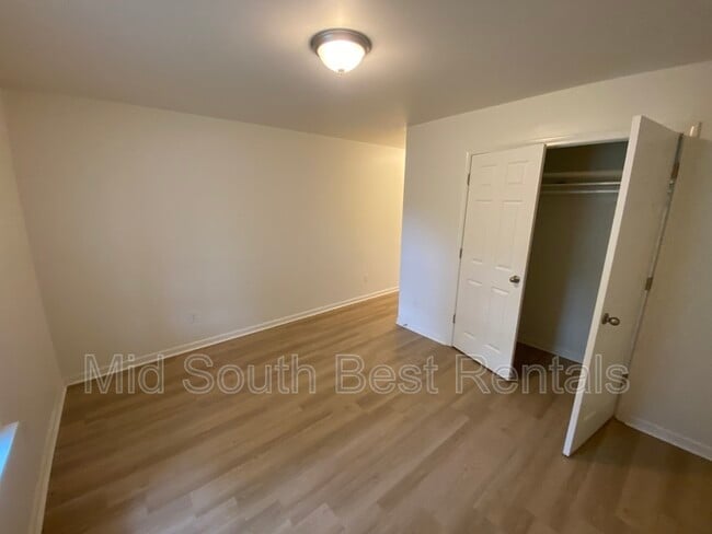 Building Photo - 5869 E Fox Bend Cove