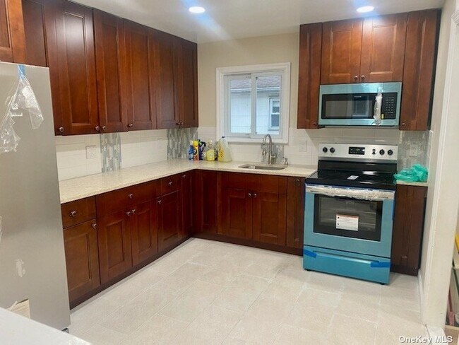 Foto del edificio - 245-37 148th Dr