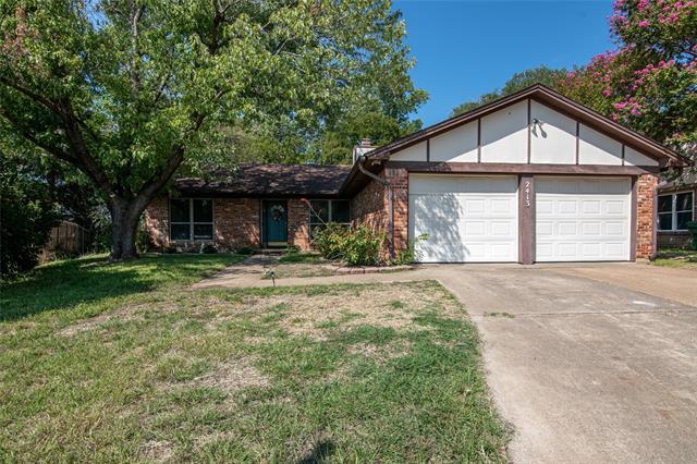 Building Photo - 2413 Meadow Ct